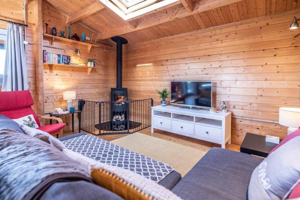 The Cabin, Parham Woodbridge Extérieur photo