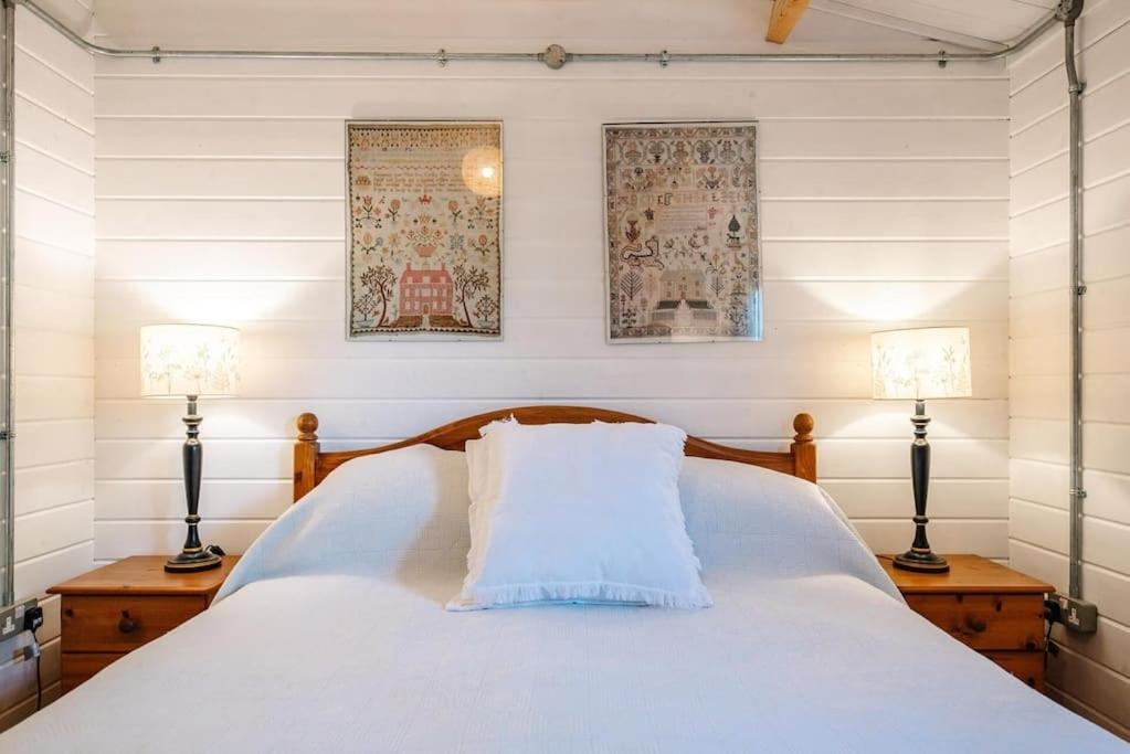 The Cabin, Parham Woodbridge Extérieur photo